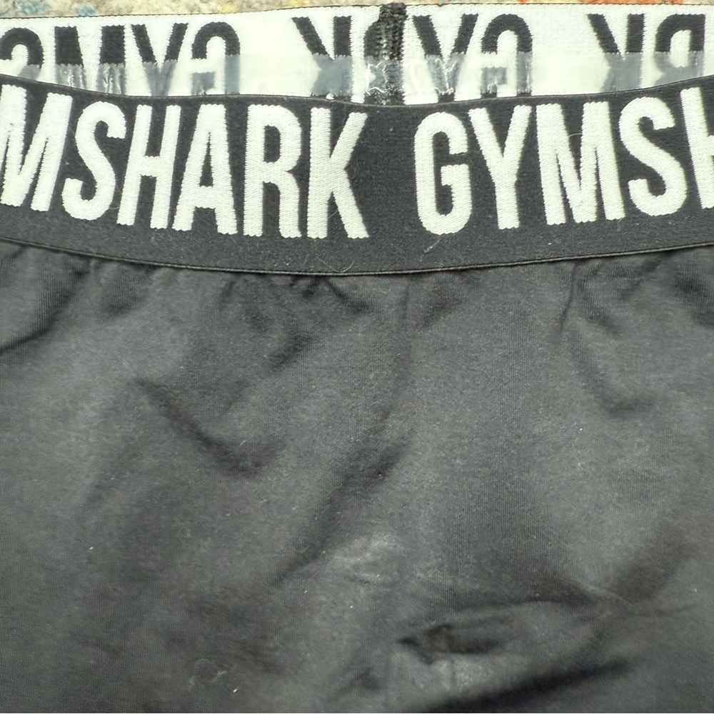 GYMSHARK biker‎ shorts size medium (flawed!) - Picture 4 of 5
